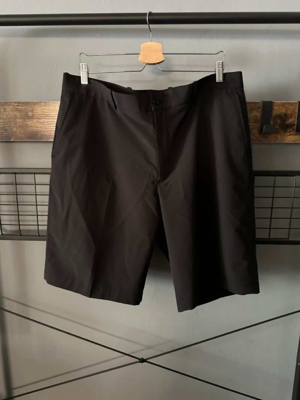 Slazenger Men's Black Lightweight Shorts | 38
